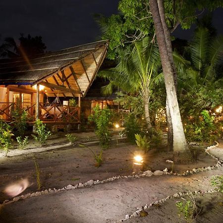 Metita Beach & Dive Resort Daruba المظهر الخارجي الصورة